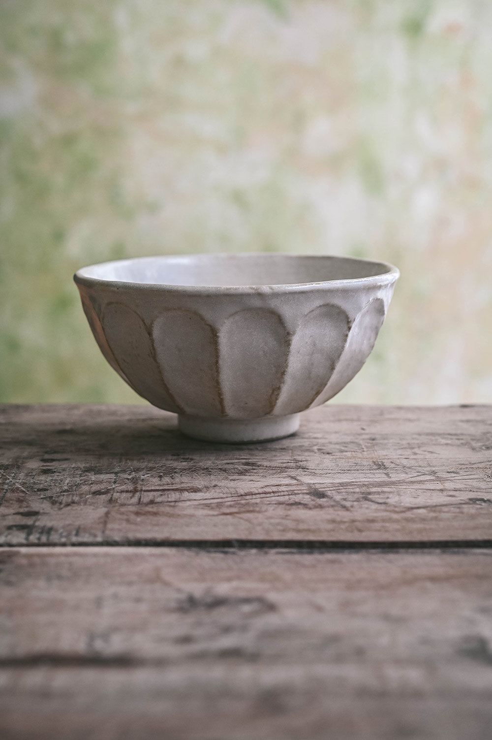 Ceramic Petal Carved Bowl